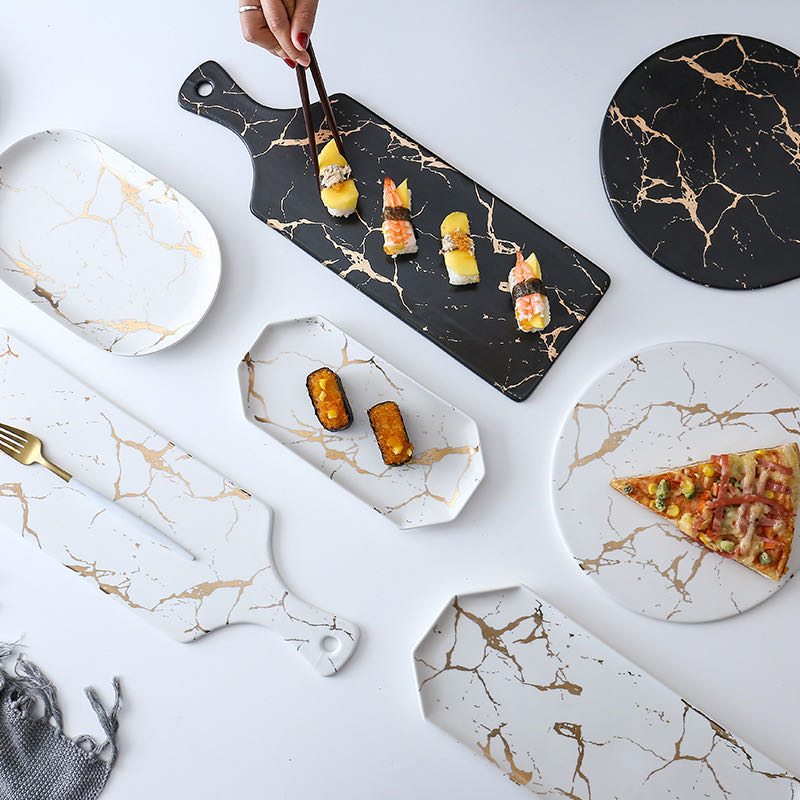 A modern and fashionable Nordic-style marble-patterned gold frosted ceramic round pizza, dessert plate and Western dining plate detail image 4