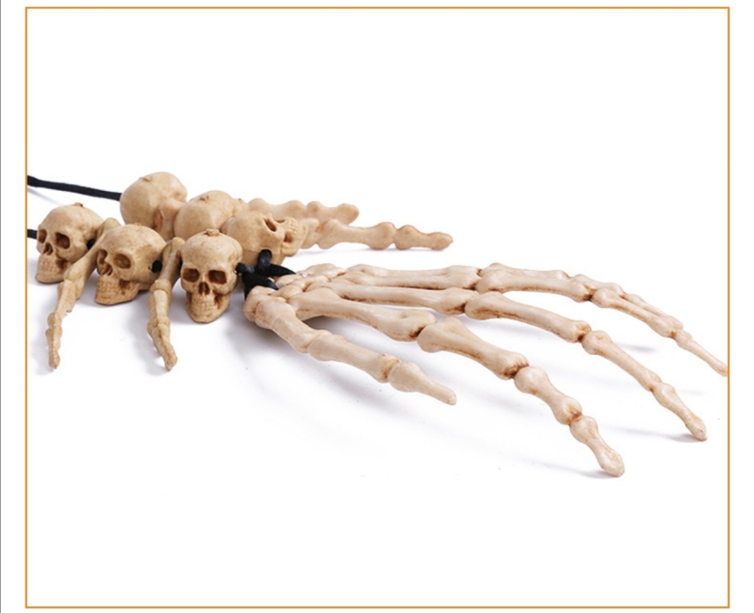Gothic Punk Dark Vampire Accessories Skull Hand Bone Fangs Necklace Pendant details Picture