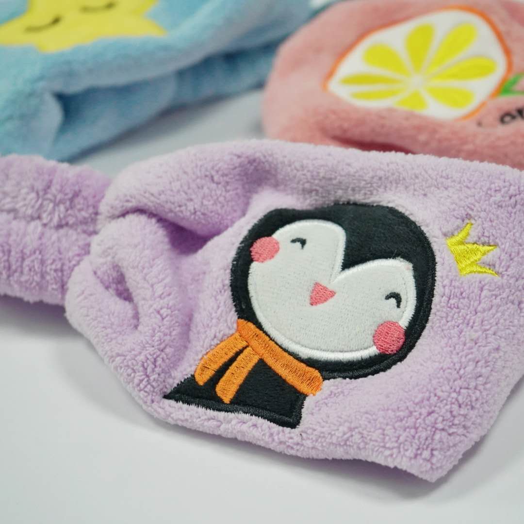 Yuhan Accessories' new Korean-style cute embroidered penguin face wash and hair tie, makeup and mask hair tie detail image 3