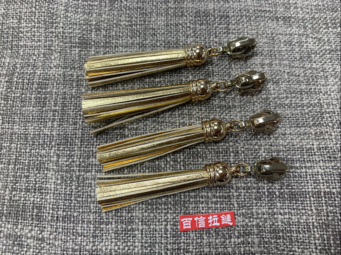 No. 7 leather puller factory direct selling new new tassel hanging ear puller multi-color optional high-grade clothing puller thumbnail