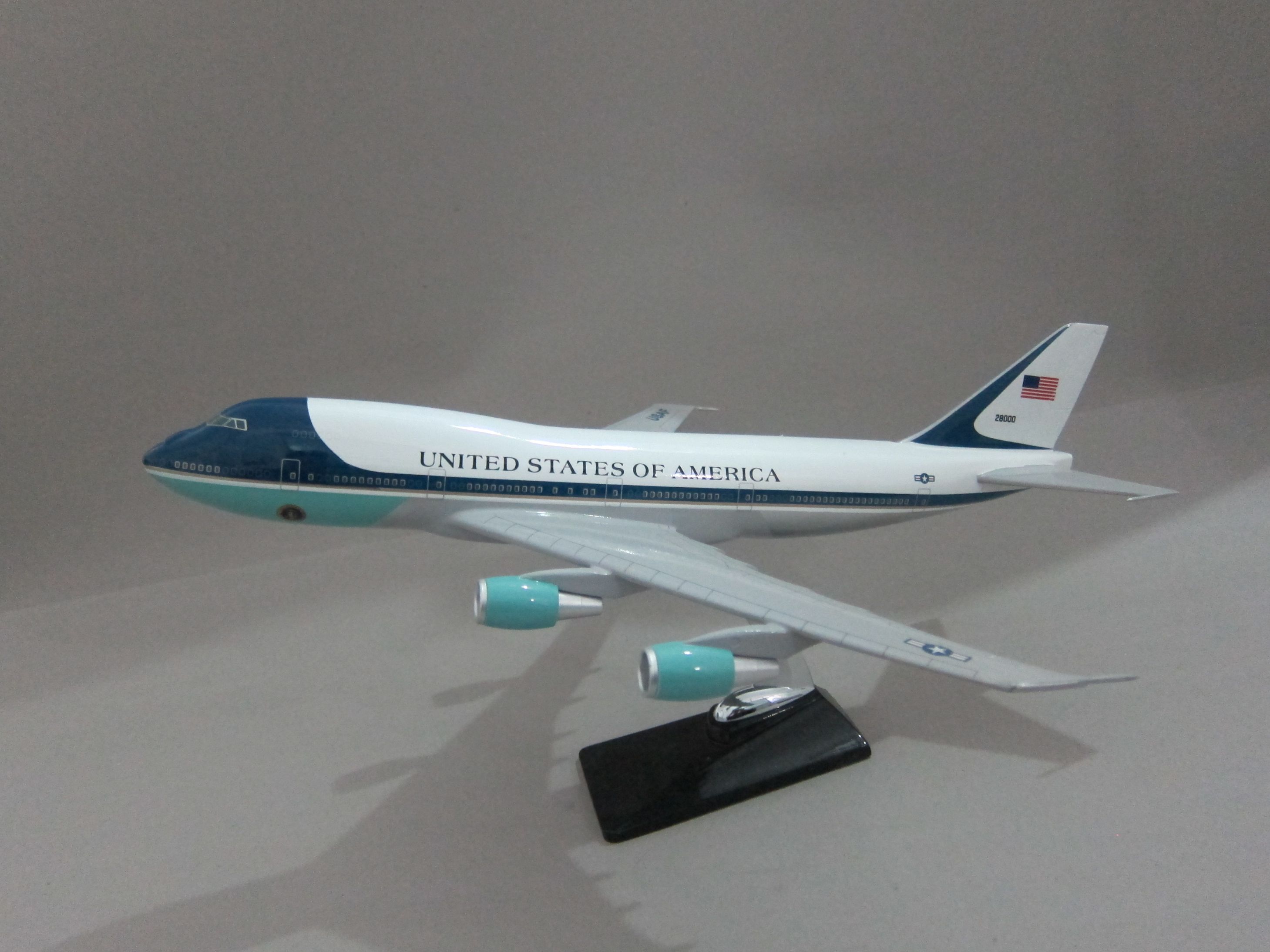 Model aircraft (AIR Force One B747-200 aircraft) simulation of synthetic resin model aircraft