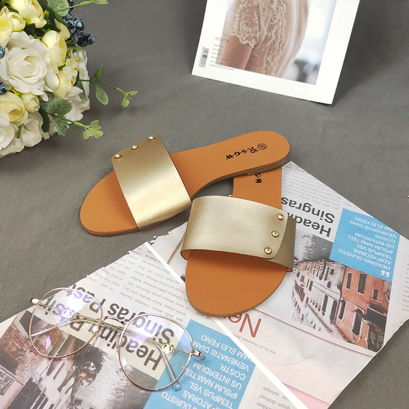 "Human and Shark Dance" one-piece flat, diamond-covered, trendy European and American women's slippers Specification image