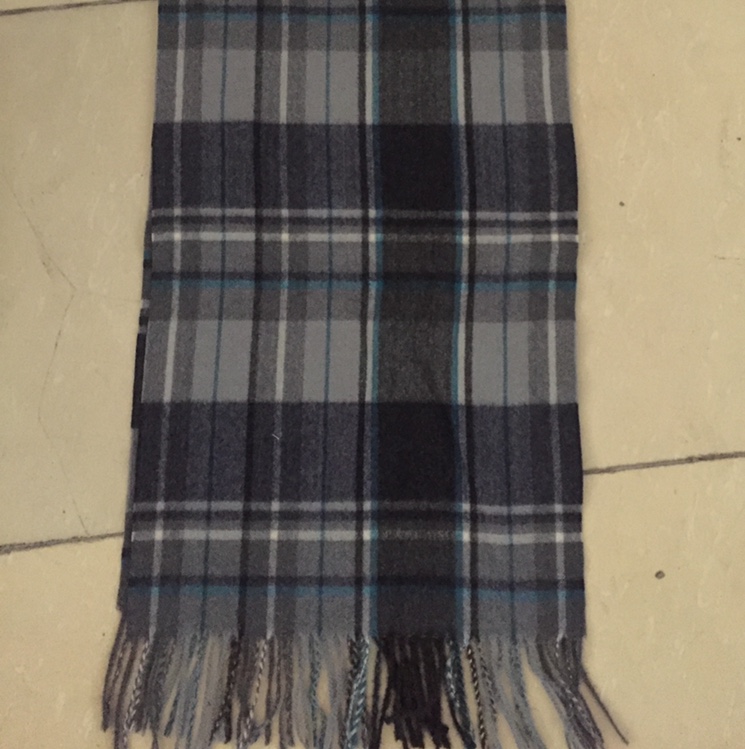 Men's Scarf. Essential In Winter