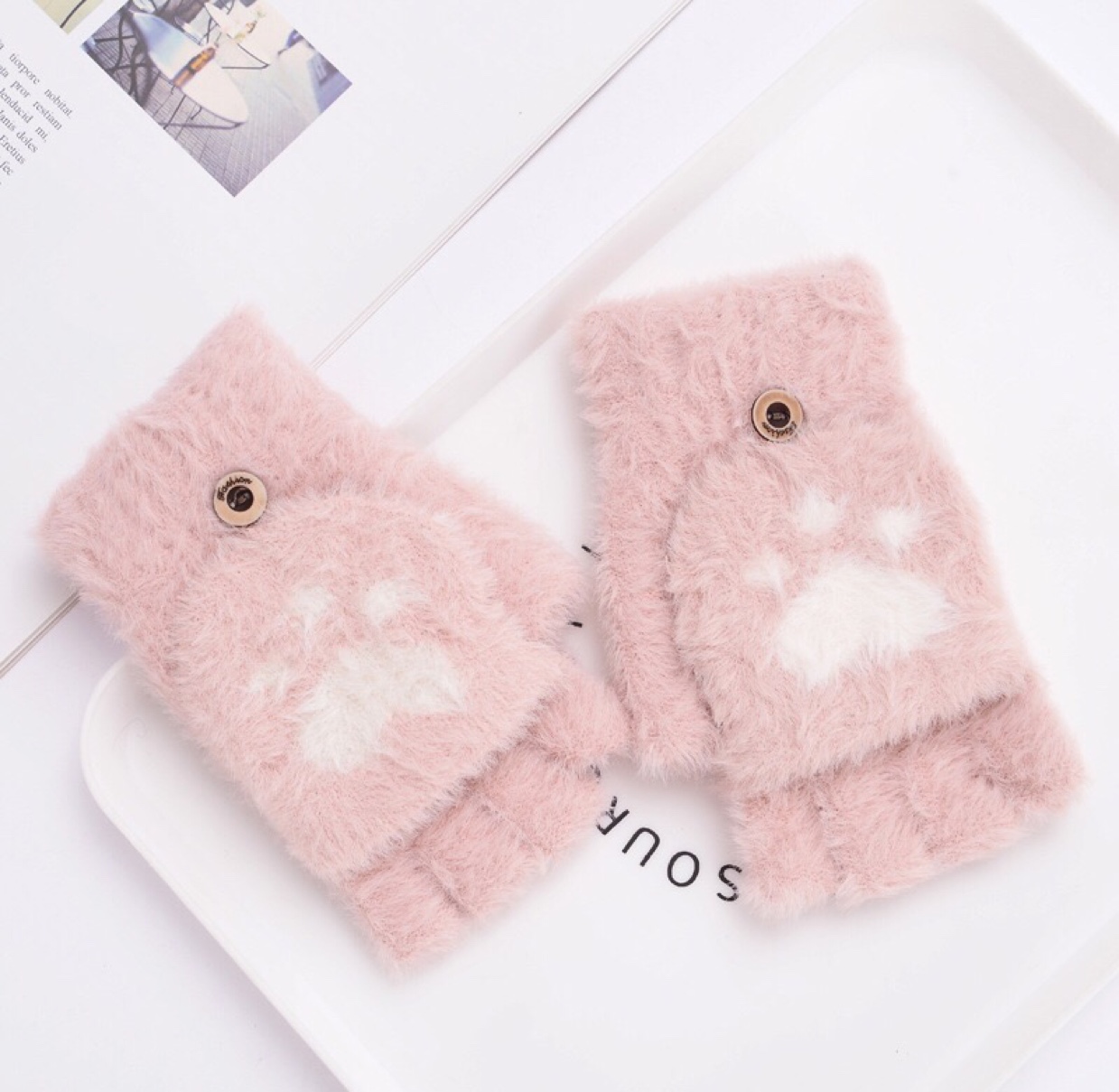 New style of gloves: Cute cat paw gloves for girls, winter flip cover, half-finger dual-purpose warmth, exposed fingers, thickened bear paw gloves for students undefined