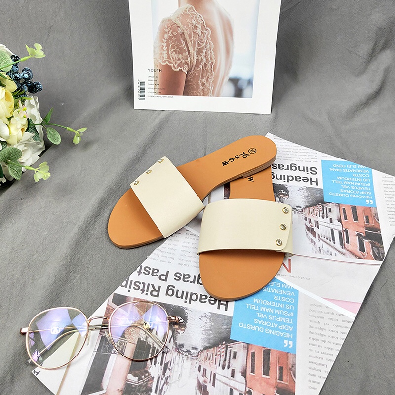 "Human and Shark Dance" one-piece flat, diamond-covered, trendy European and American women's slippers Item Picture