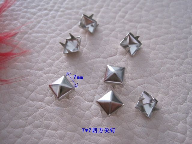 五角星爪钉装饰扣箱包五金塑料配件详情图4