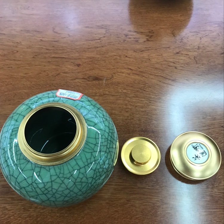 茶叶罐/储物罐/密封罐白底实物图