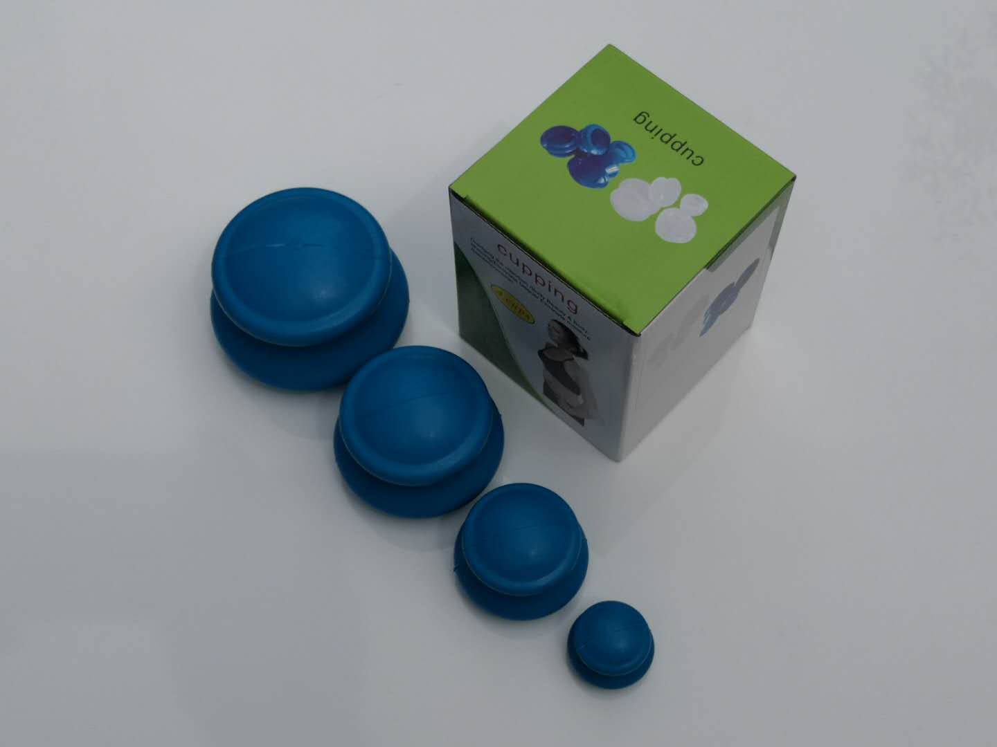 Plastic physiotherapy air - dispersing dehumidifying cupping device