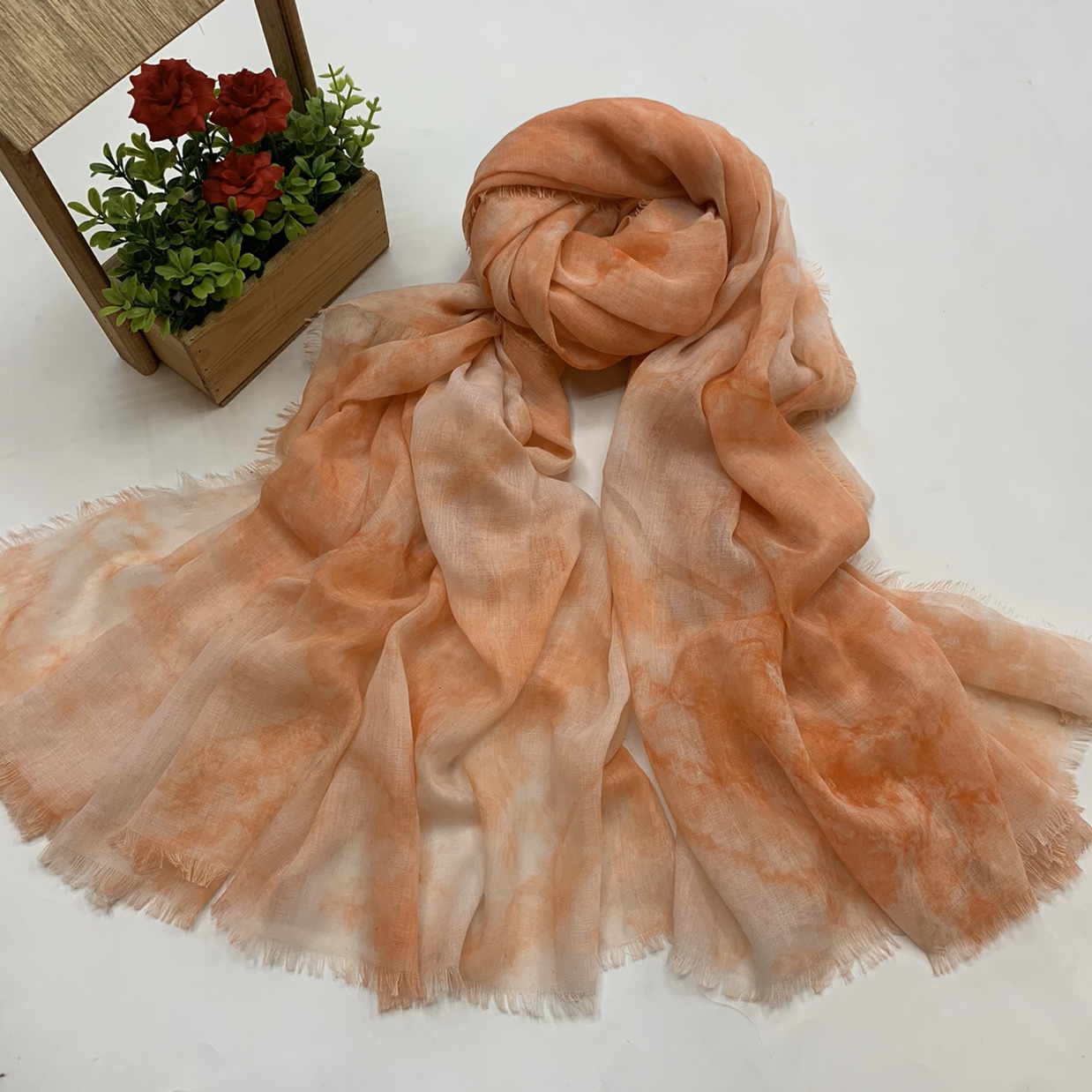 وشاح الذهب، السفر الصيفي Item Picture