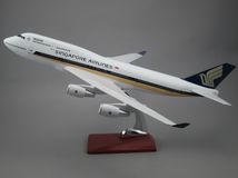 飞机模型（新加坡航空B747-400飞机）仿真飞机 合成树脂飞机模型