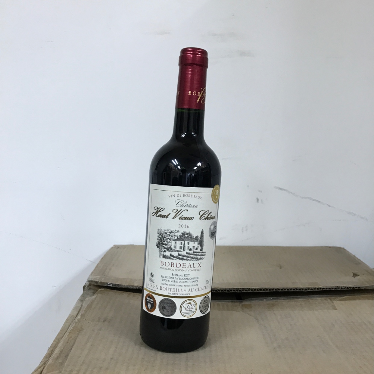 Old Omet Oak Dry Red Wine