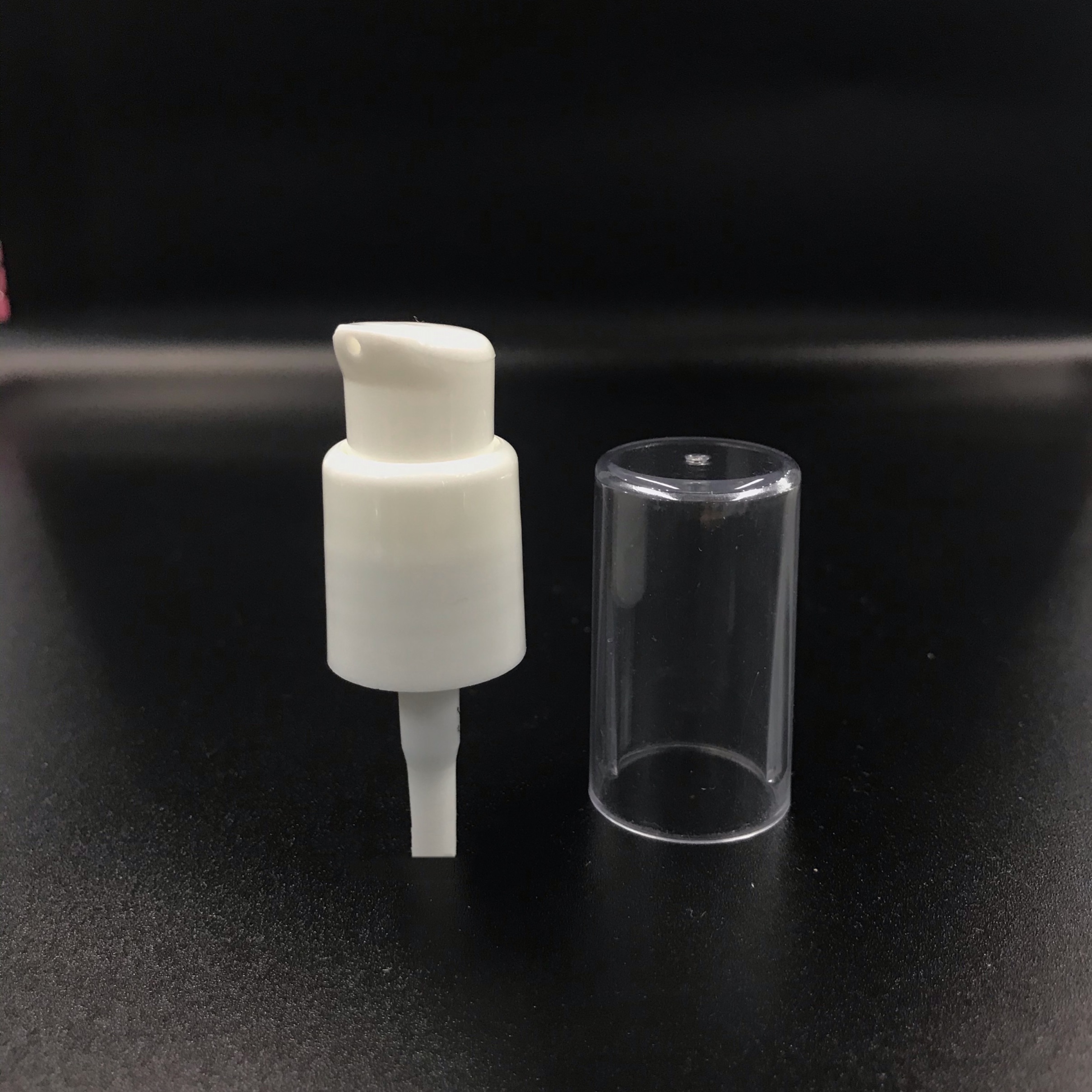 17-A  18mm粉泵 乳液泵 光面 AS塑料大罩