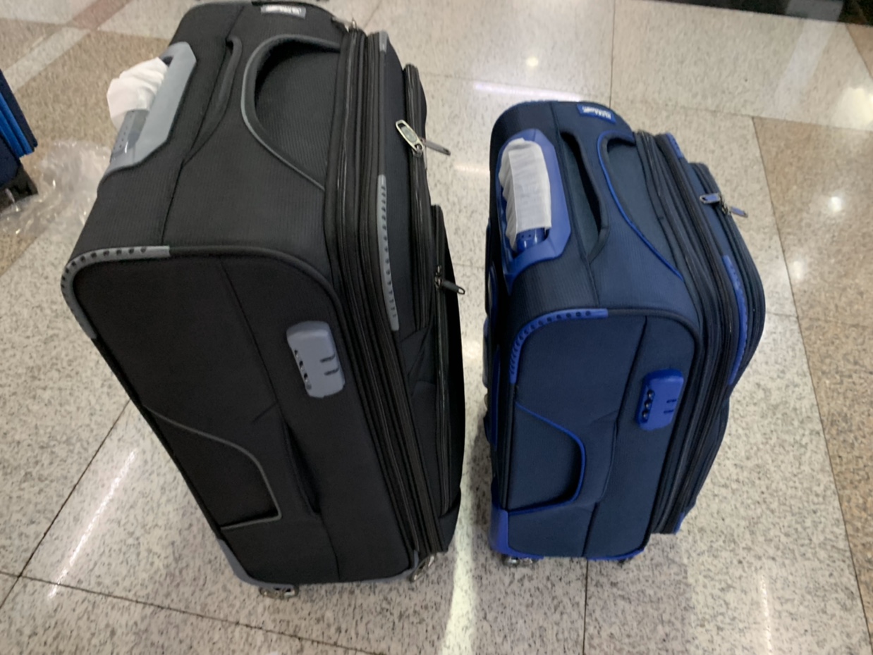 3件套帆布拉杆箱。厂家直销。白底实物图