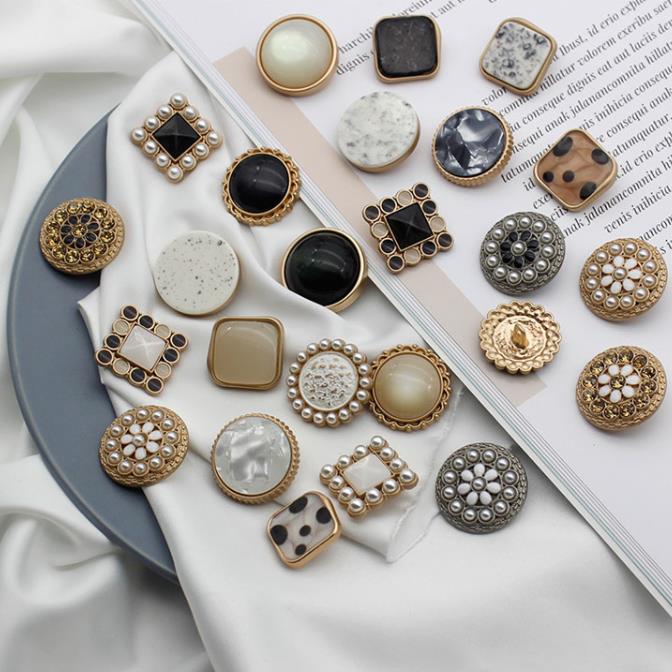 Metal buttons vintage French socialite small fragrance wind dress pearl square decorative button wool coat coat button thumbnail