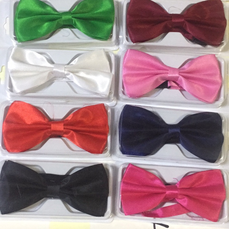 Boxed bow tie
