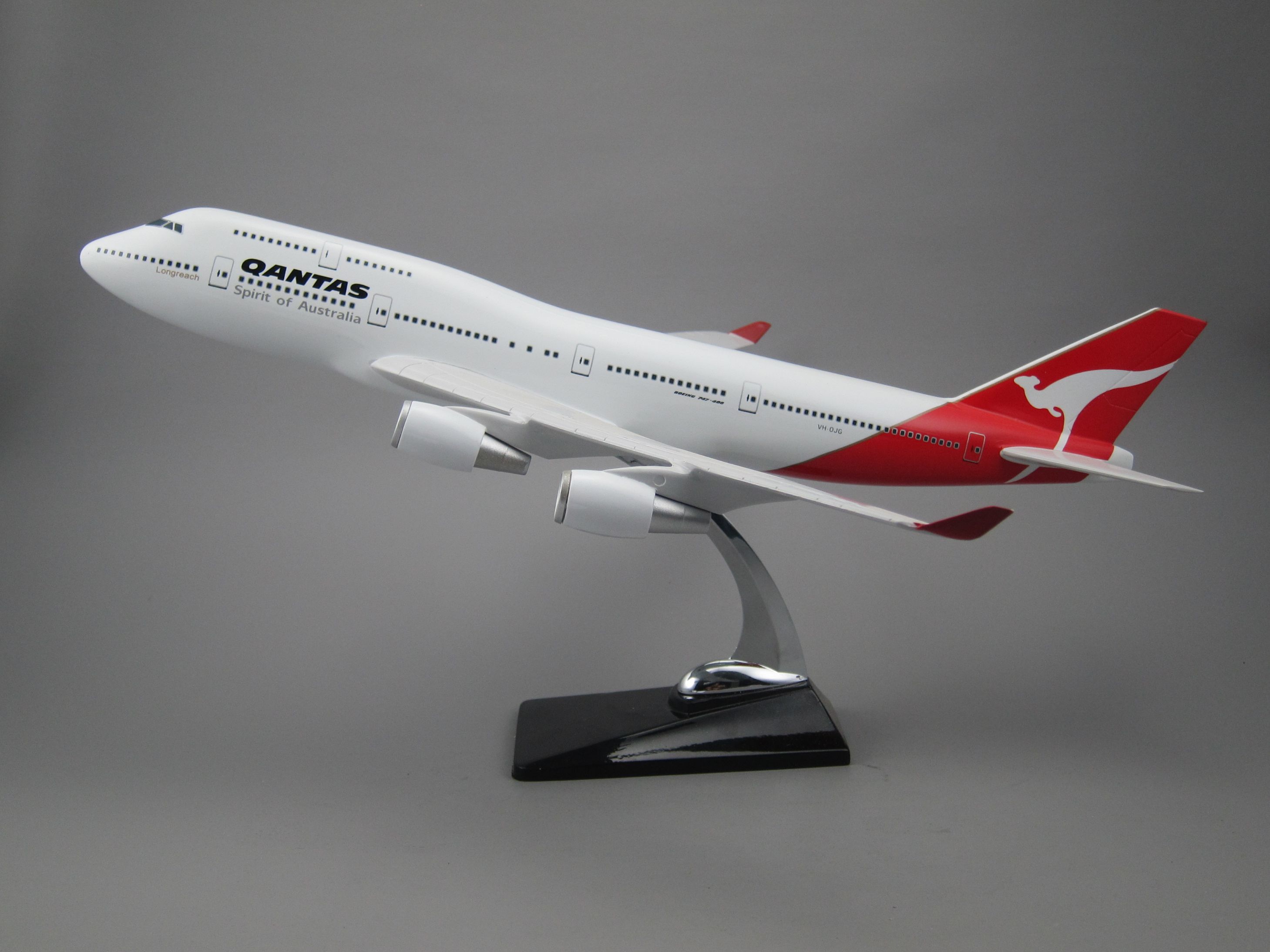 Model aircraft (Qantas B747-400 aircraft) simulation aircraft synthetic resin model aircraft