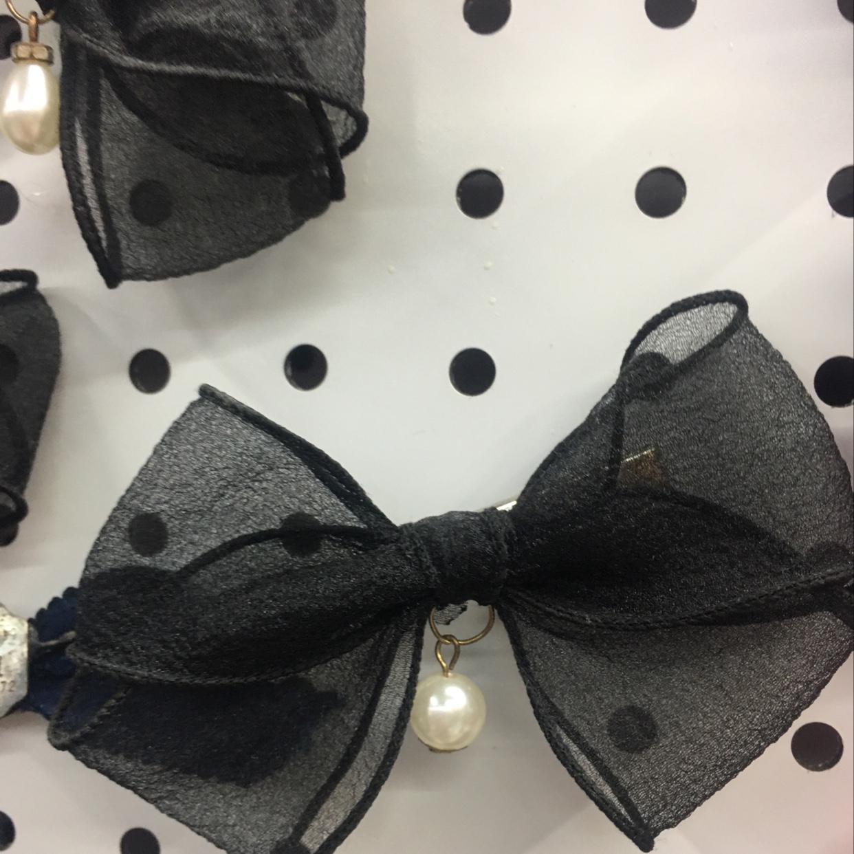 Classic Black Bow
