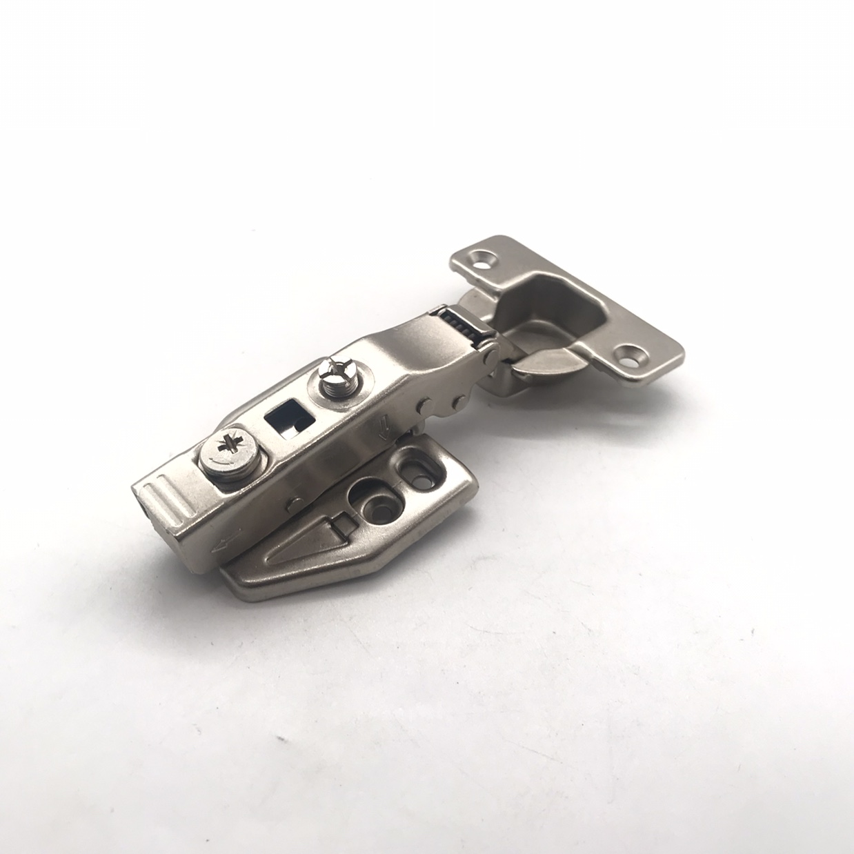 3D hydraulic tipping hinge