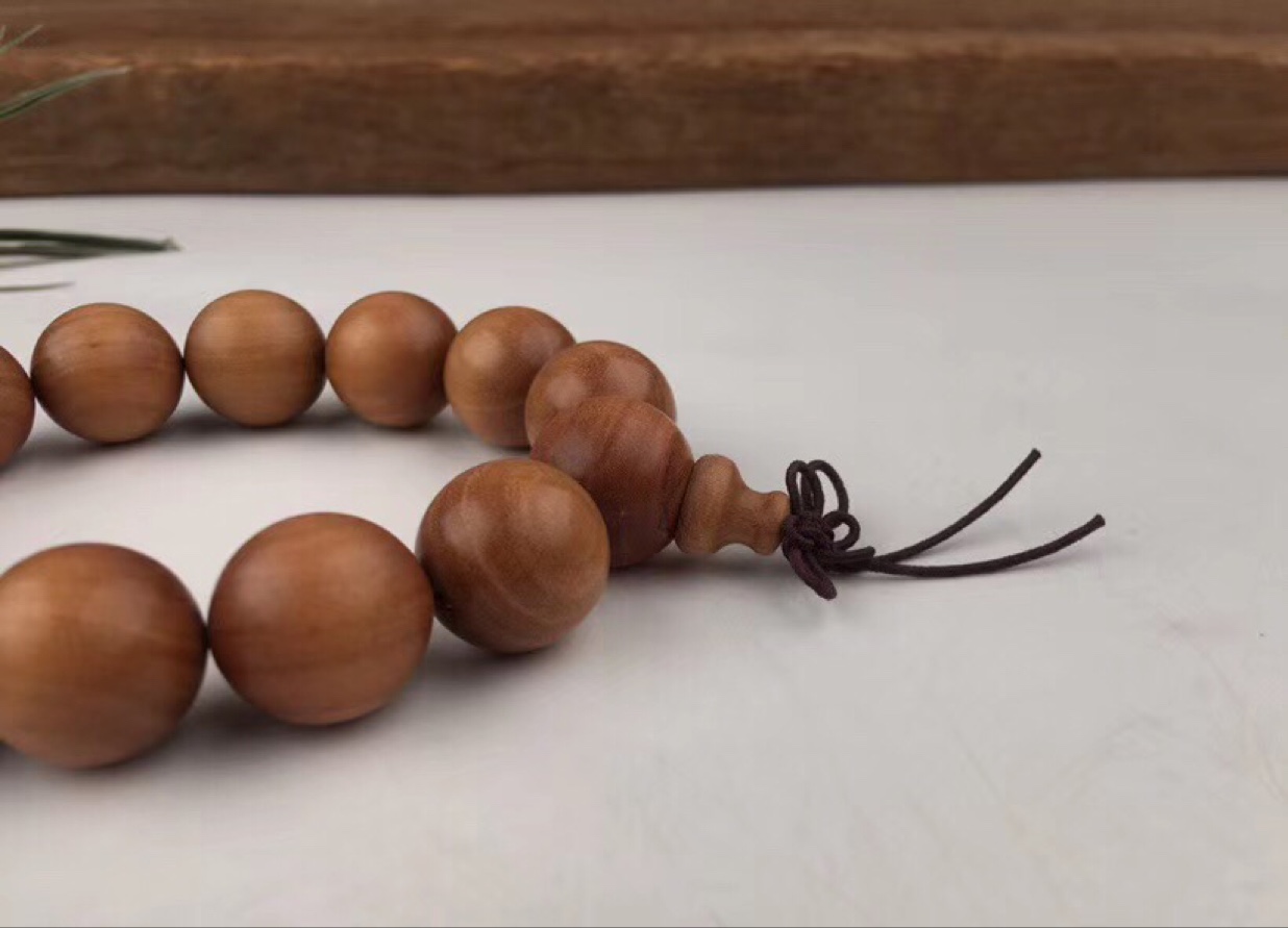 "Wu Mei" : (Premium) Indian Sandalwood Black Meat 1.5 (15 pieces)! Both floating and sinking are in stock! [Bowing] Solemnly promise: No adulteration, no coloring, no high selling price, tenfold compensation for any fake! undefined