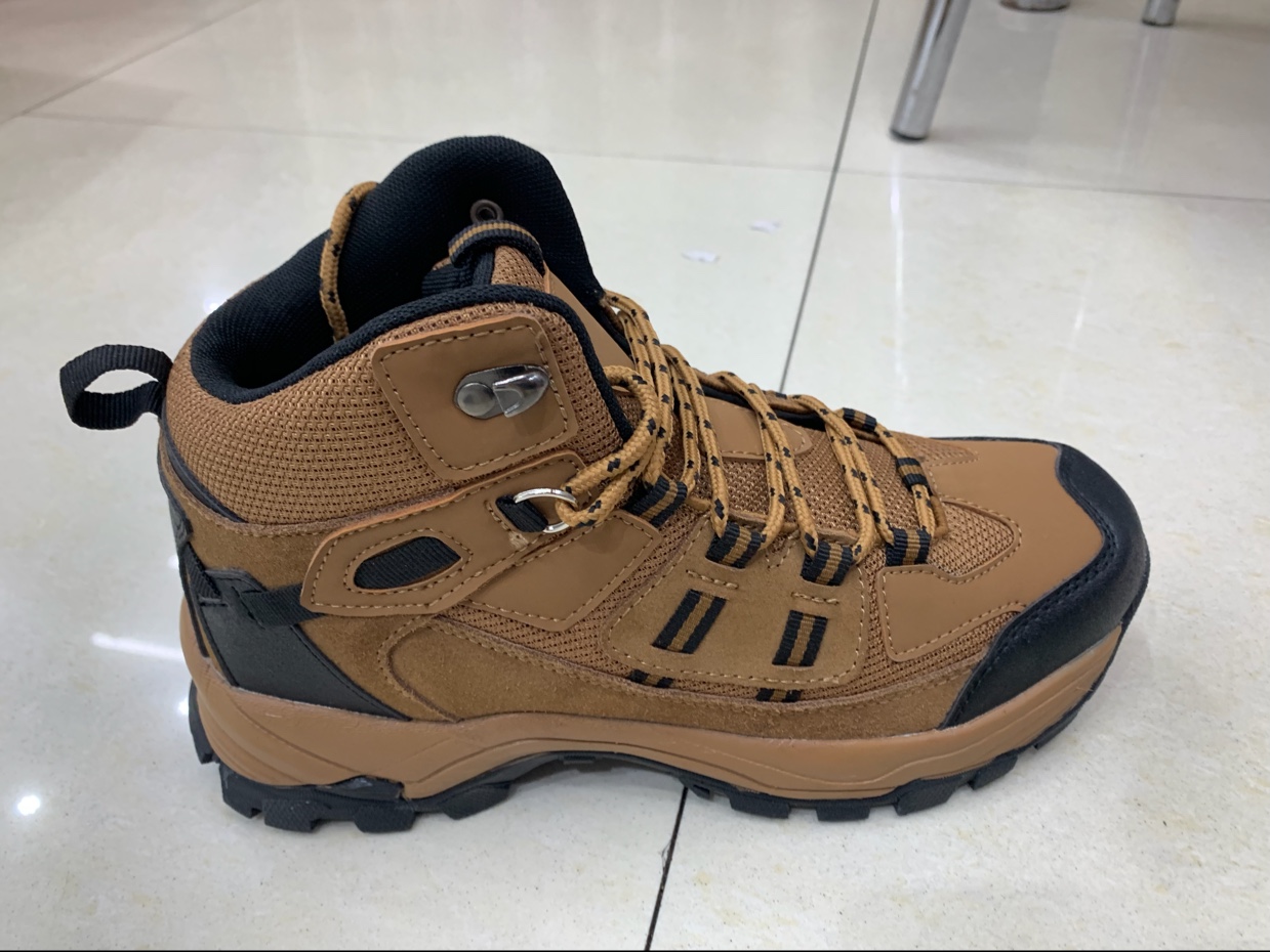 2020男士新款登山鞋