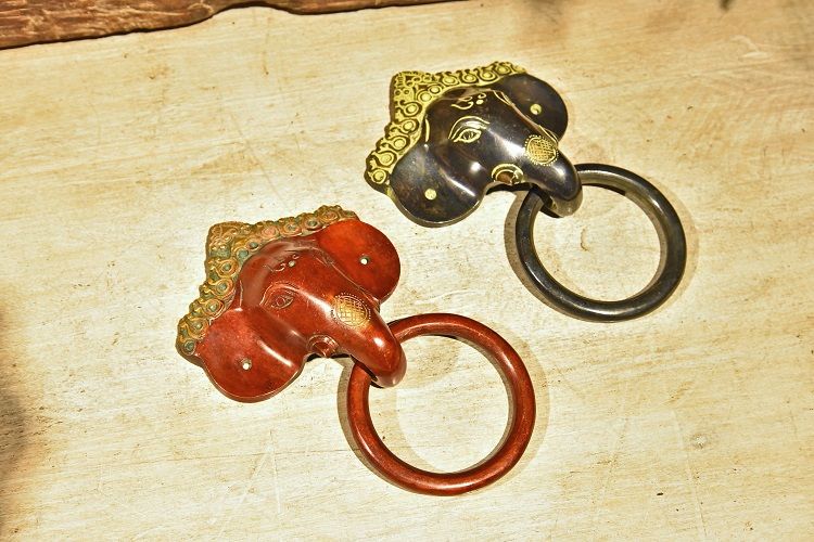 其他门窗配件实物图