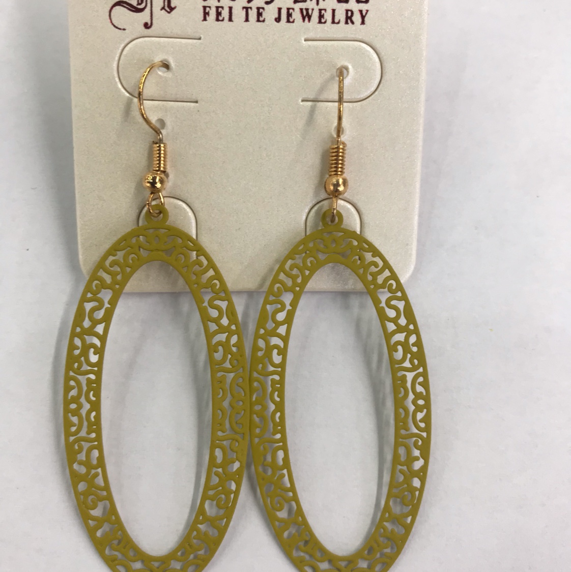 Freeter computer chip accessories manufacturers direct European and American fashion trends egg-shaped leaky rubber earrings, earrings, necklaces, bracelets bookmarks, copper accessories thumbnail
