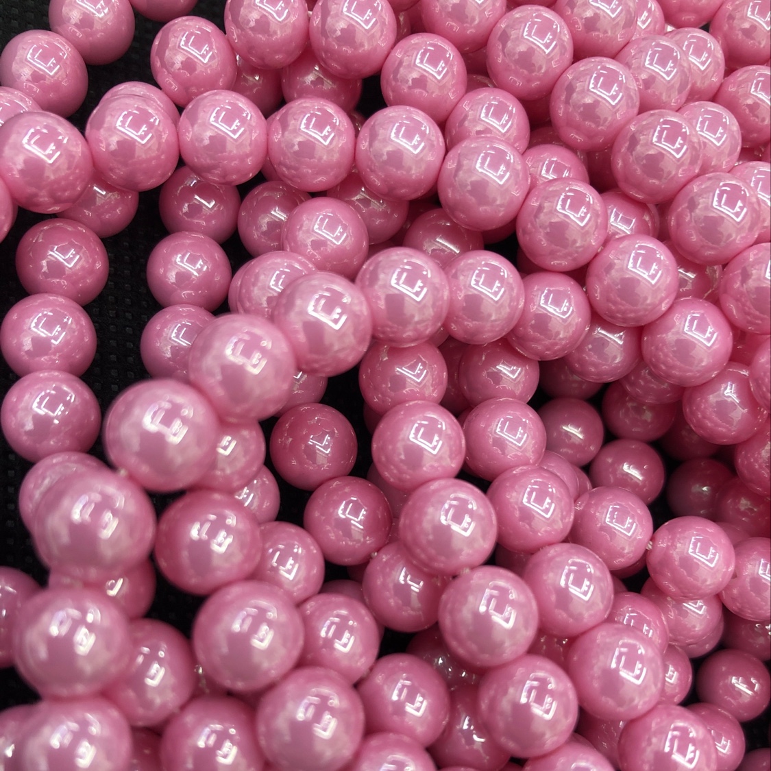Online bestsellers, factory direct sales, DIY high-quality glass beads Application Scenario