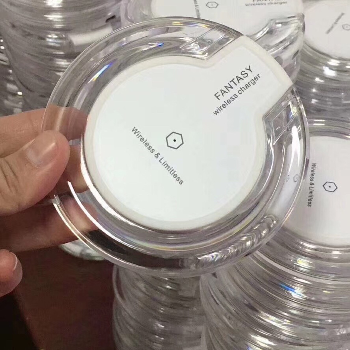 无线充K9细节图