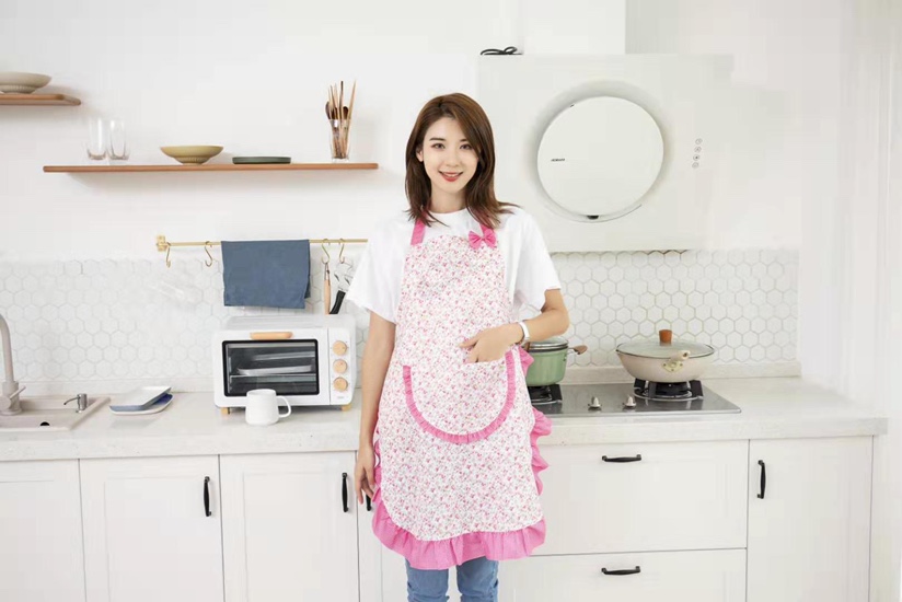 Floral Bow Hanging Apron