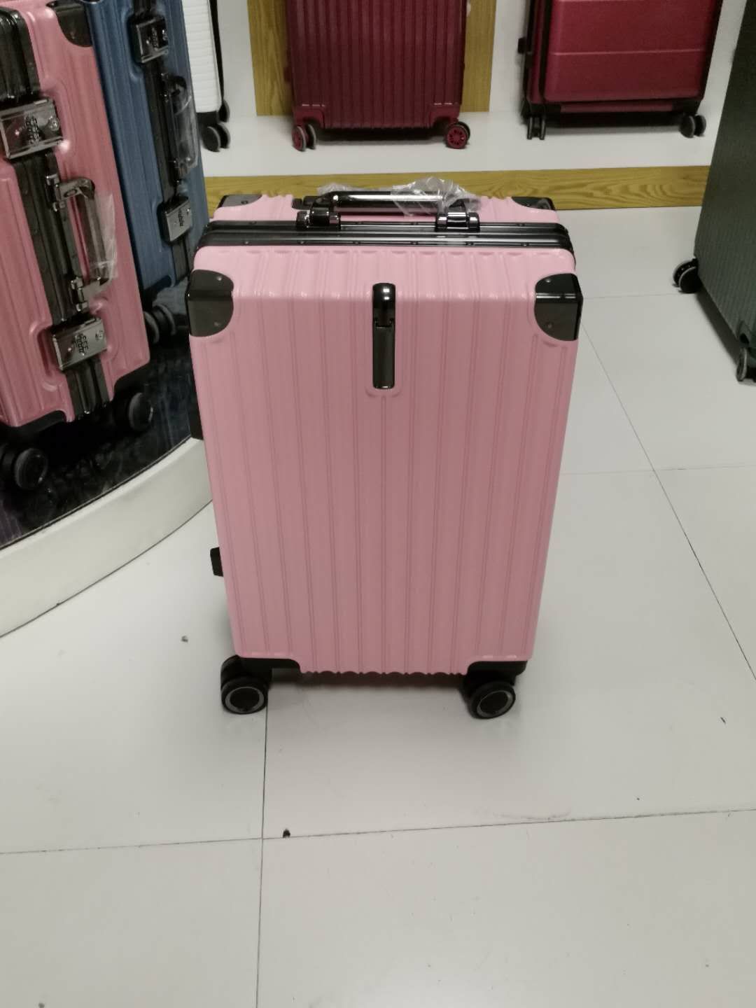 Weekangaroo T052# suitcase, 20-inch and 24-inch complete set of aluminum frame universal wheels, alloy silent wheels, business and leisure carry-on suitcase, student suitcase