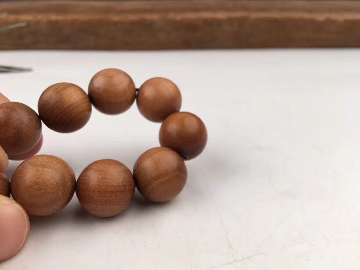 "Wu Mei" : (Premium) Indian Sandalwood Black Meat 1.5 (15 pieces)! Both floating and sinking are in stock! [Bowing] Solemnly promise: No adulteration, no coloring, no high selling price, tenfold compensation for any fake! Item Picture
