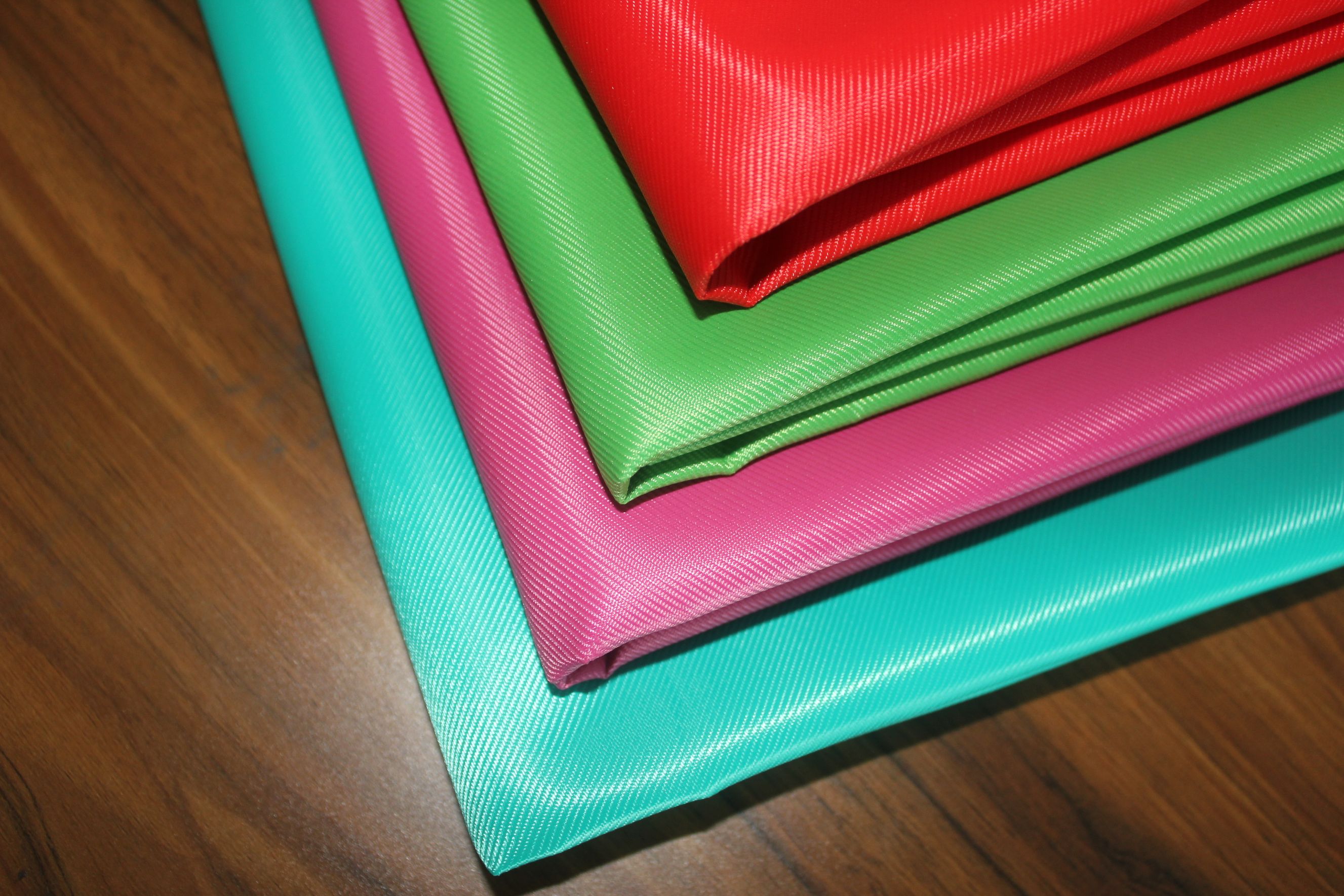 420D twill foam black polyester Oxford fabric for outdoor backpacks Specification image