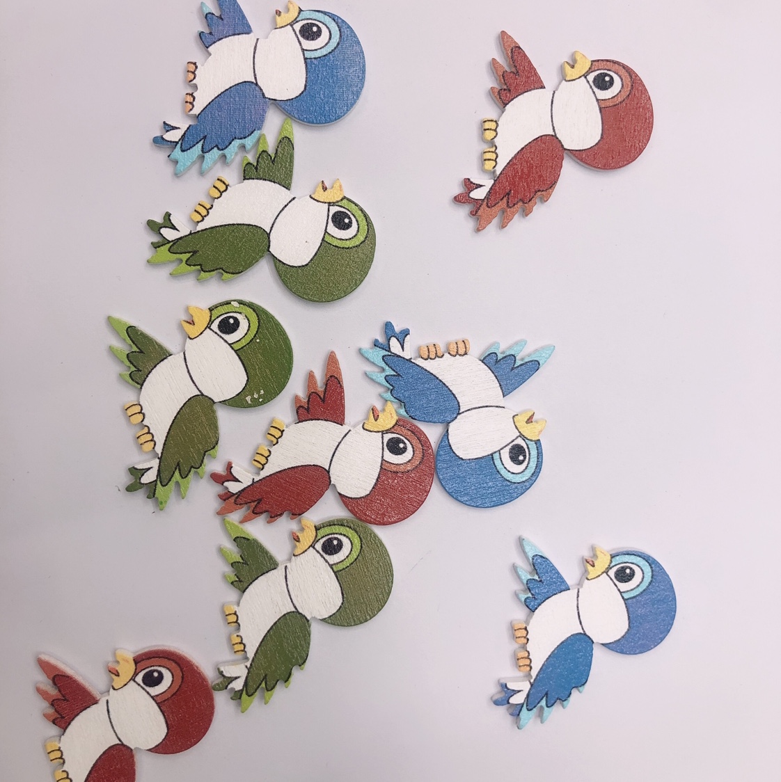 Cartoon wooden chip bird