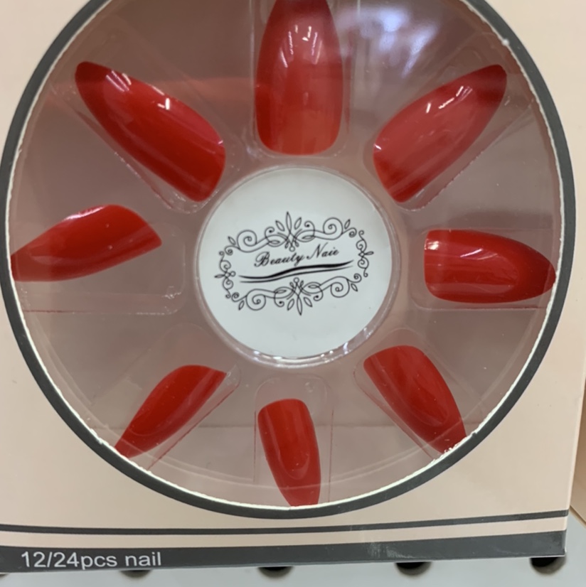 Pointy bright red solid nail thumbnail