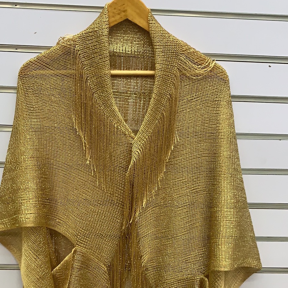 Pearl and shiny silk shawl