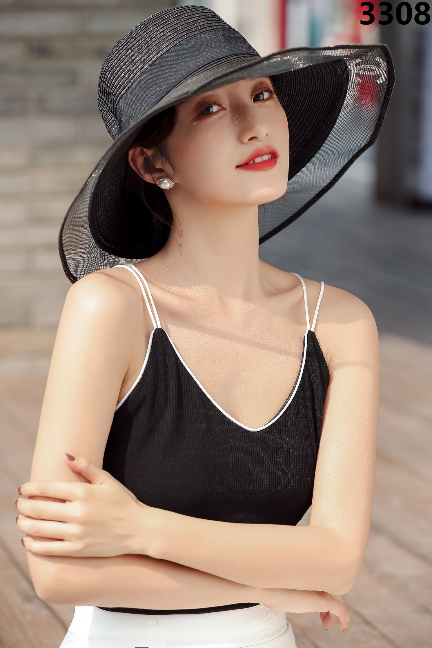 Suspenders Bottom Silk Suspenders Vest Female Pure Summer Outside Wear Inside A Round Neck Top 2020 New Silk Sleeveless