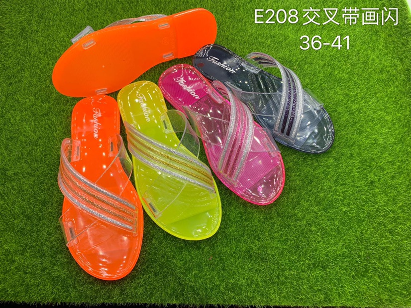 夏天拖