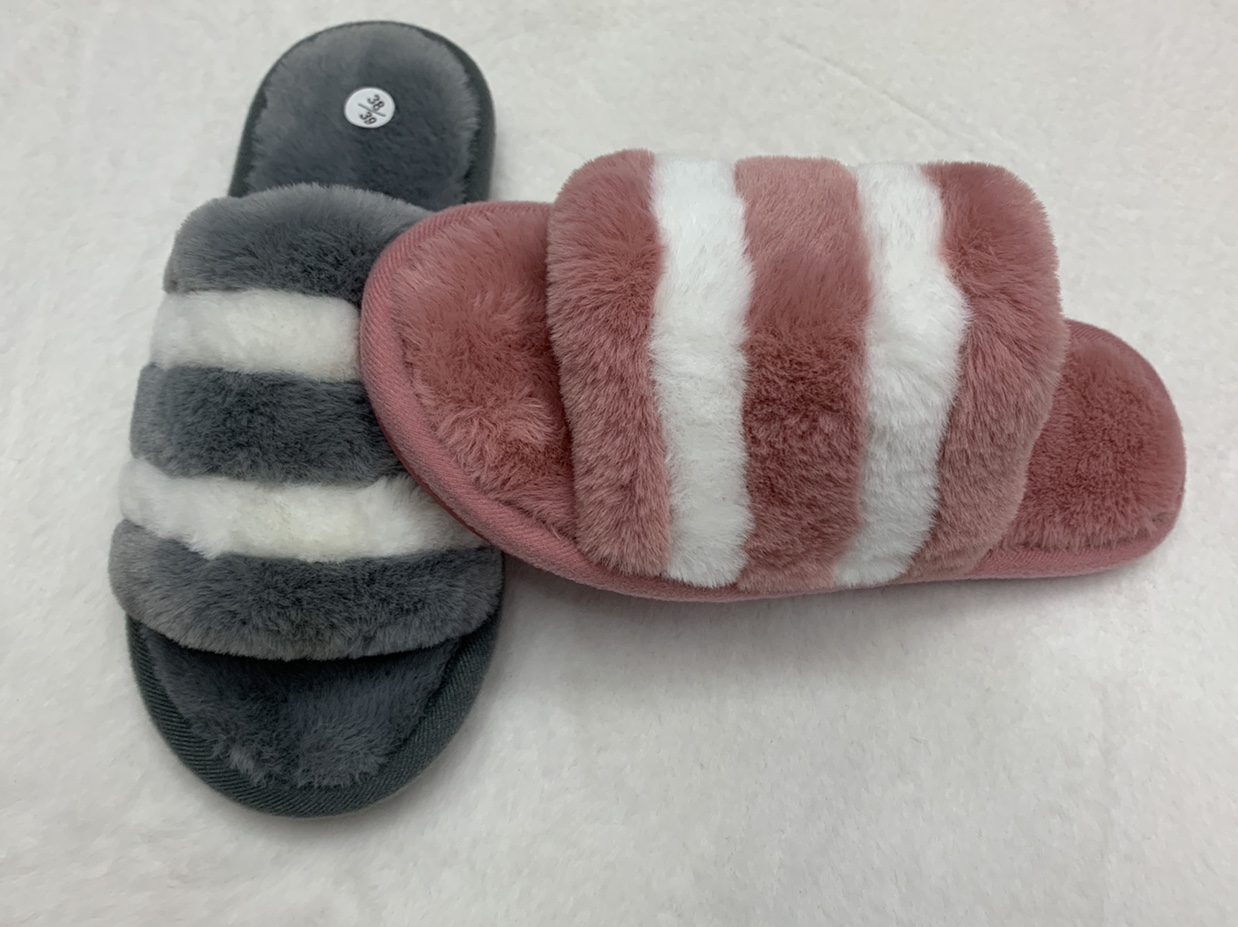 Autumn and winter new one character opens hair slipper female stripe color flat bottom household is indoor skid row Application Scenario