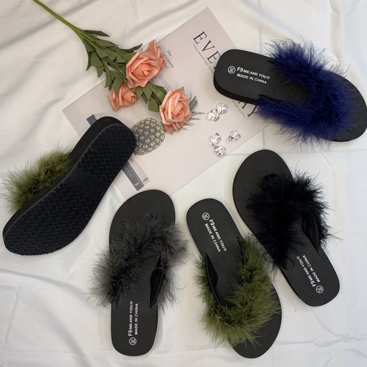 Ladies' casual feather flip-flops