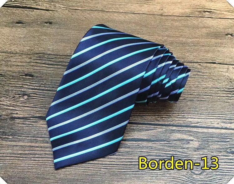 Printed business casual tie Specification image