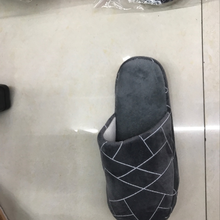 半拖鞋产品图