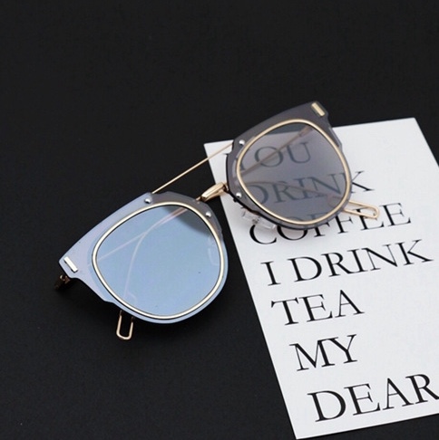 Ultra-light and ultra-thin framed sunglasses for both men and women Specification image