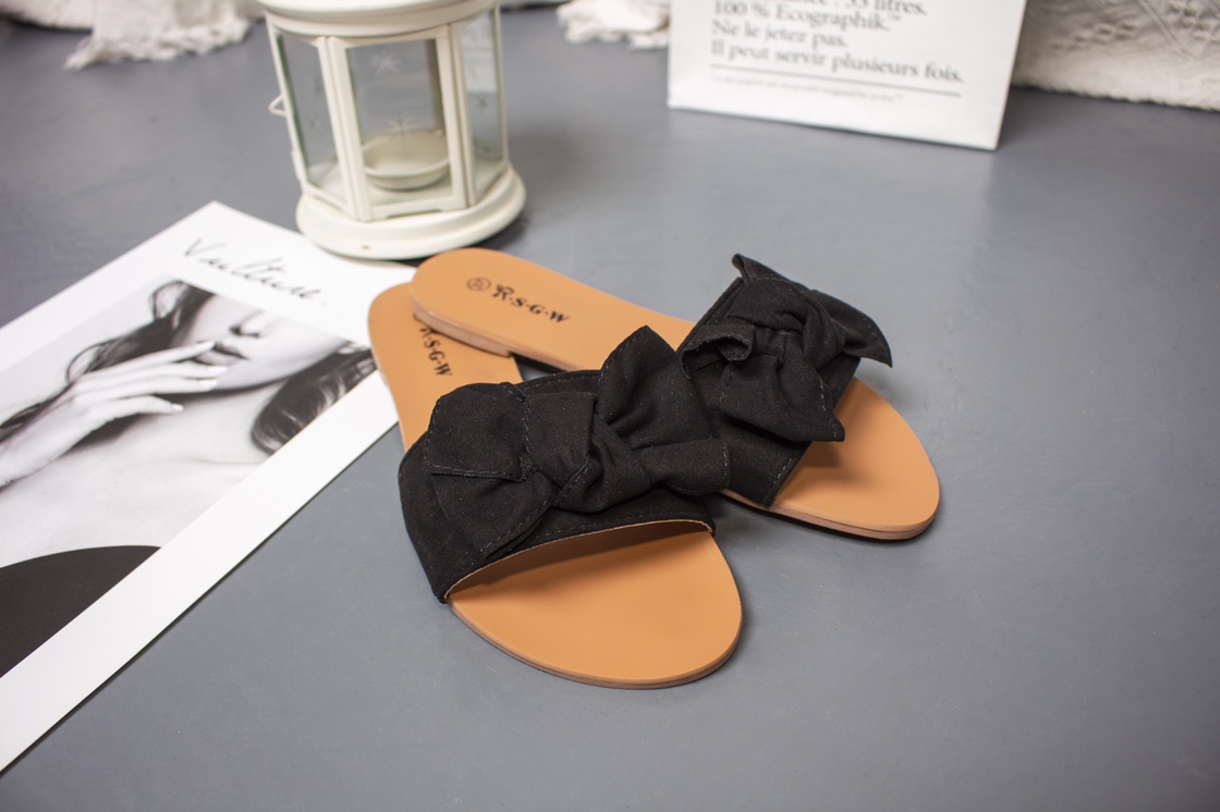 "Human and Shark Dance" flat, fashionable and versatile casual women's shoes with a bow details Picture