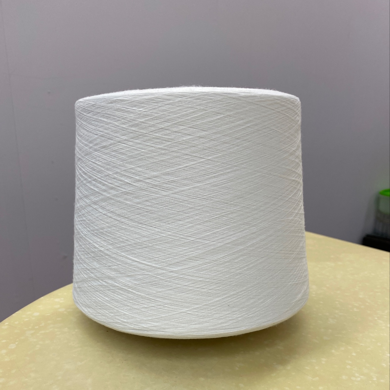 21支——32支有色涤纱：钛白棉纱
