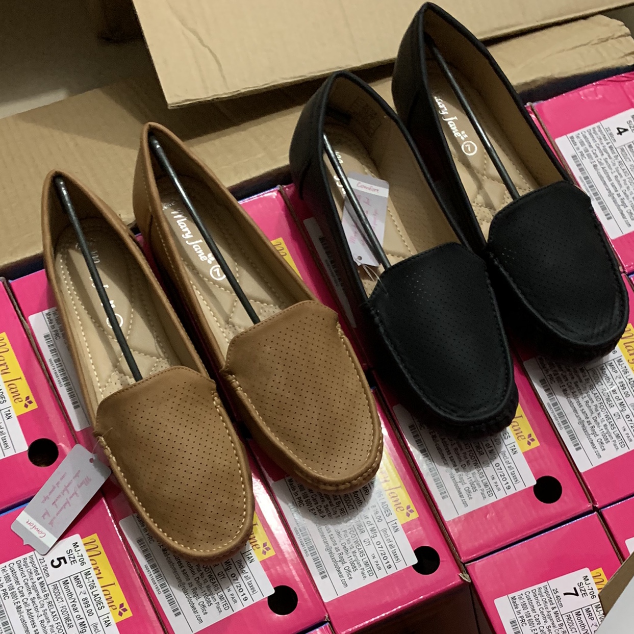 Spot bean shoes, 36-41, 2 colors, good quality, cheap price thumbnail