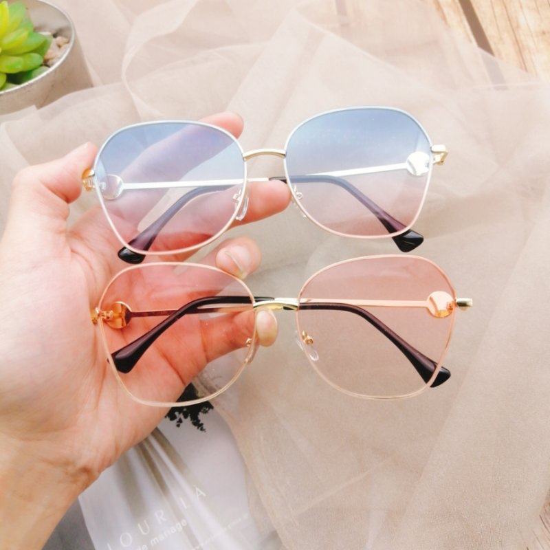 Cut rimless sunglasses for women