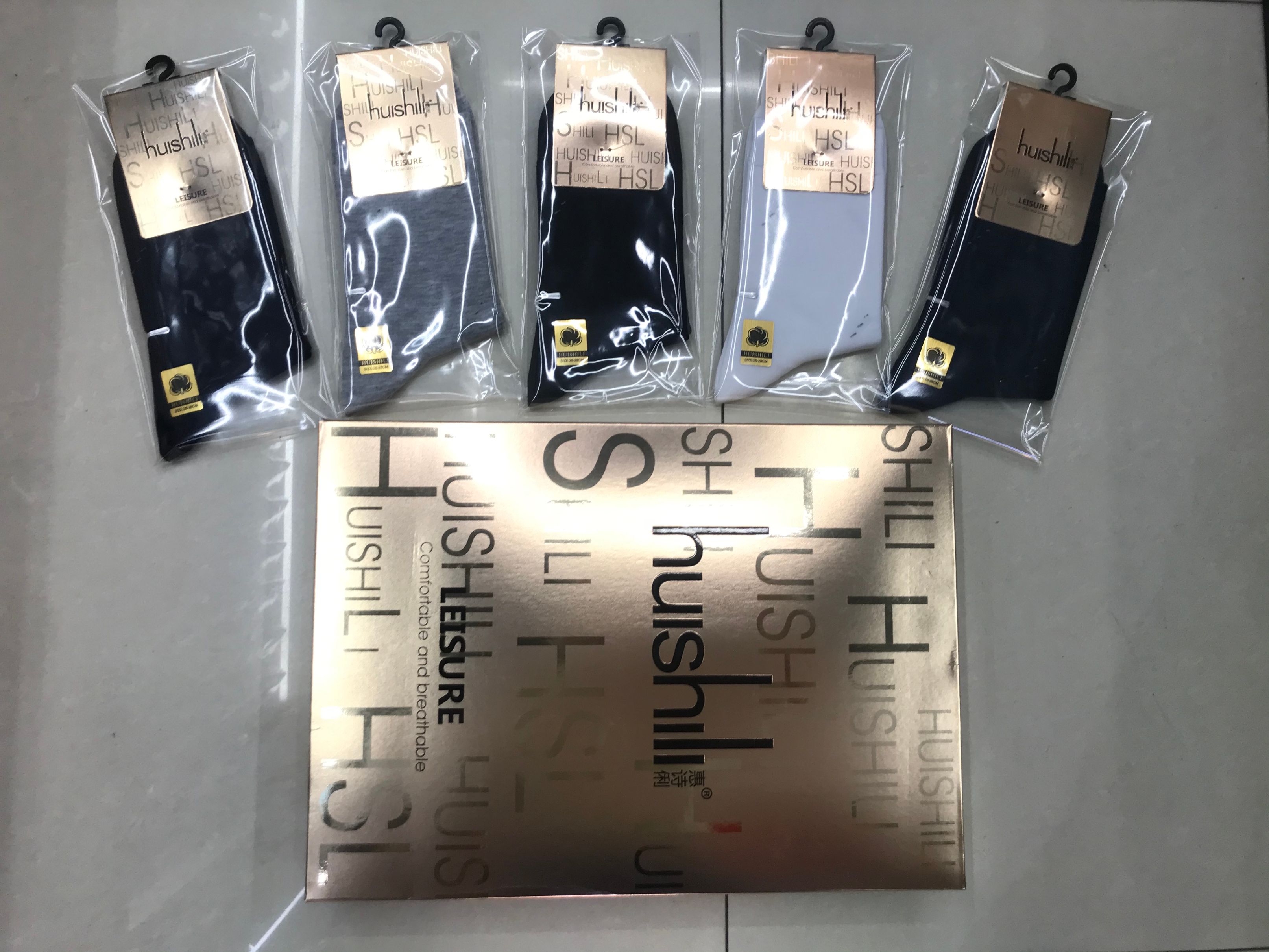 Huishili Men's Socks 2020 New Autumn and Winter thick high-waisted casual sports socks High top factory direct sales box men's socks detail image 3