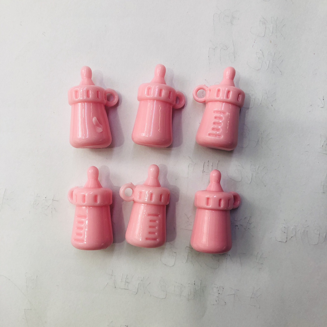 厂家直销亚克力实色奶瓶儿童玩具34*21mm 616#