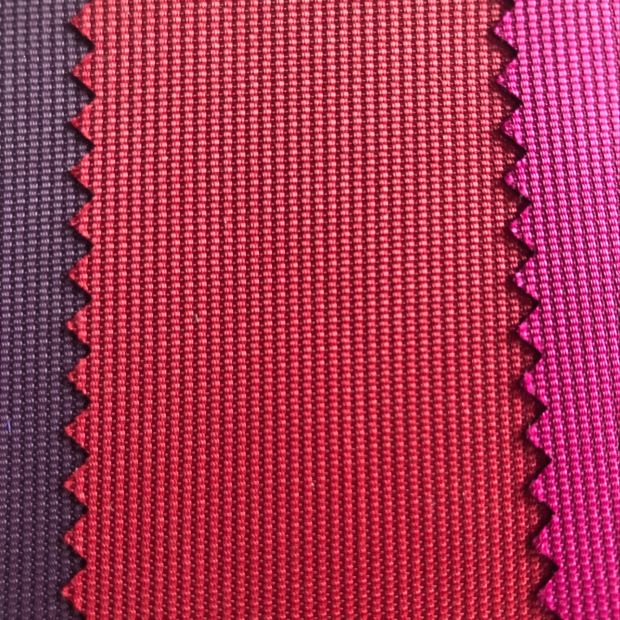 红色织物宋锦布料竹纤维提花里布透气柔软舒适家居用