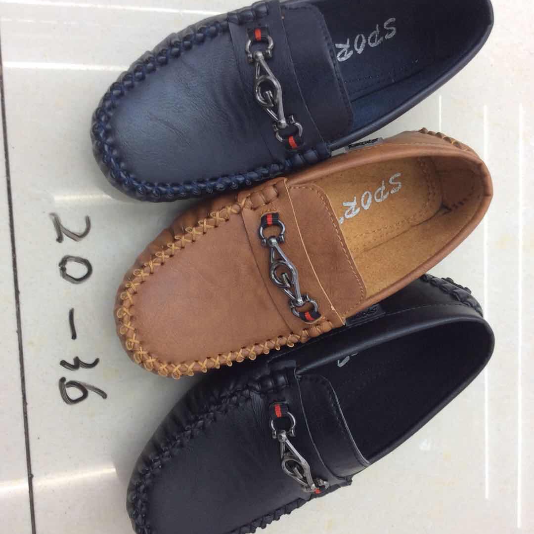 Leather shoes for children thumbnail